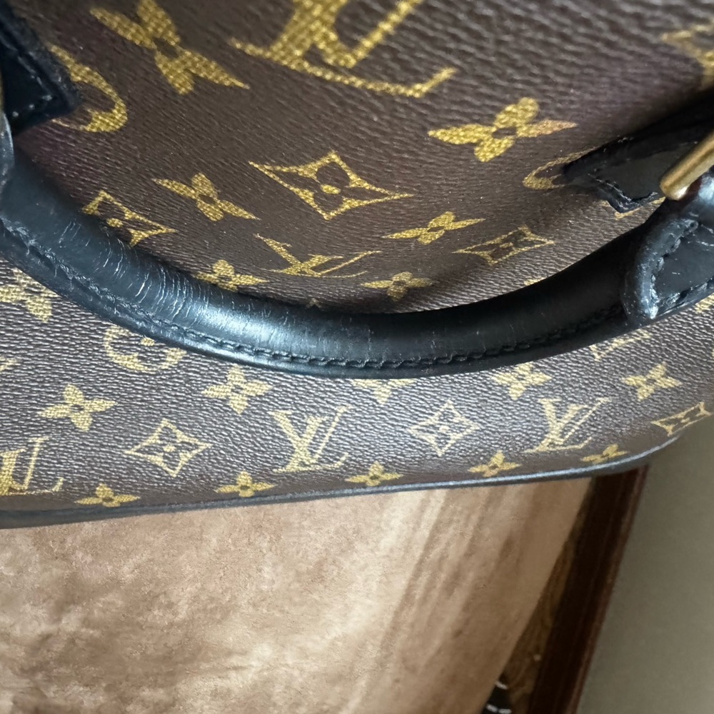 Authentic Louis Vuitton bag - Picture 4 of 14